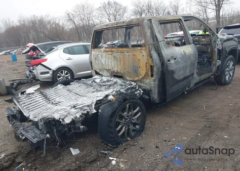 2023 Toyota Tundra 1794 Edition z USA, uszkodzony, nr VIN 5TFMA5DB2PX116633